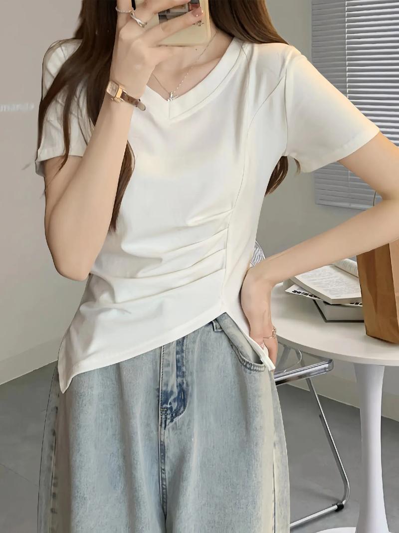 挖到寶了！收腰設計短袖上衣，柔軟舒適又親膚，姐妹必備！